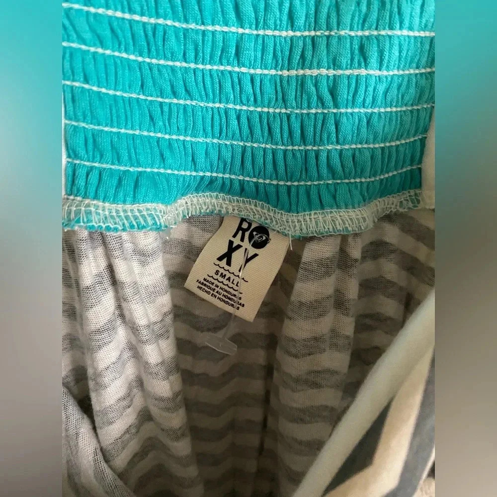 Roxy Sundress NWT
teal and cream chevron size small - Picture 5 of 8